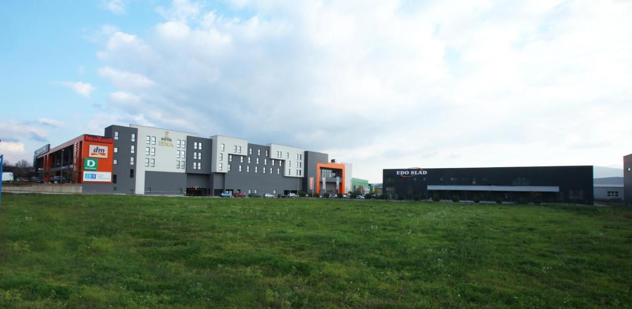 Hotel Etna Gracanica  Εξωτερικό φωτογραφία