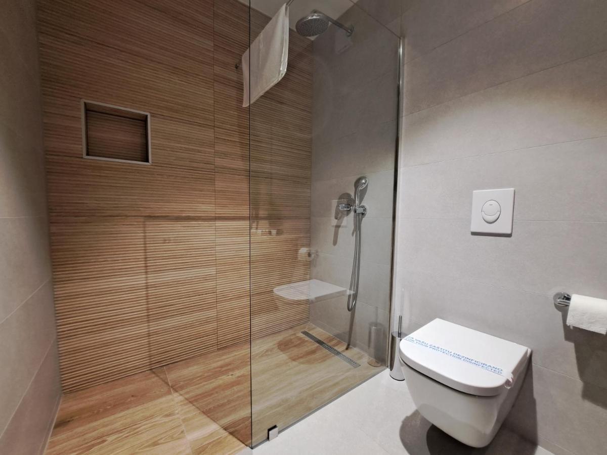 Hotel Etna Gracanica  Εξωτερικό φωτογραφία