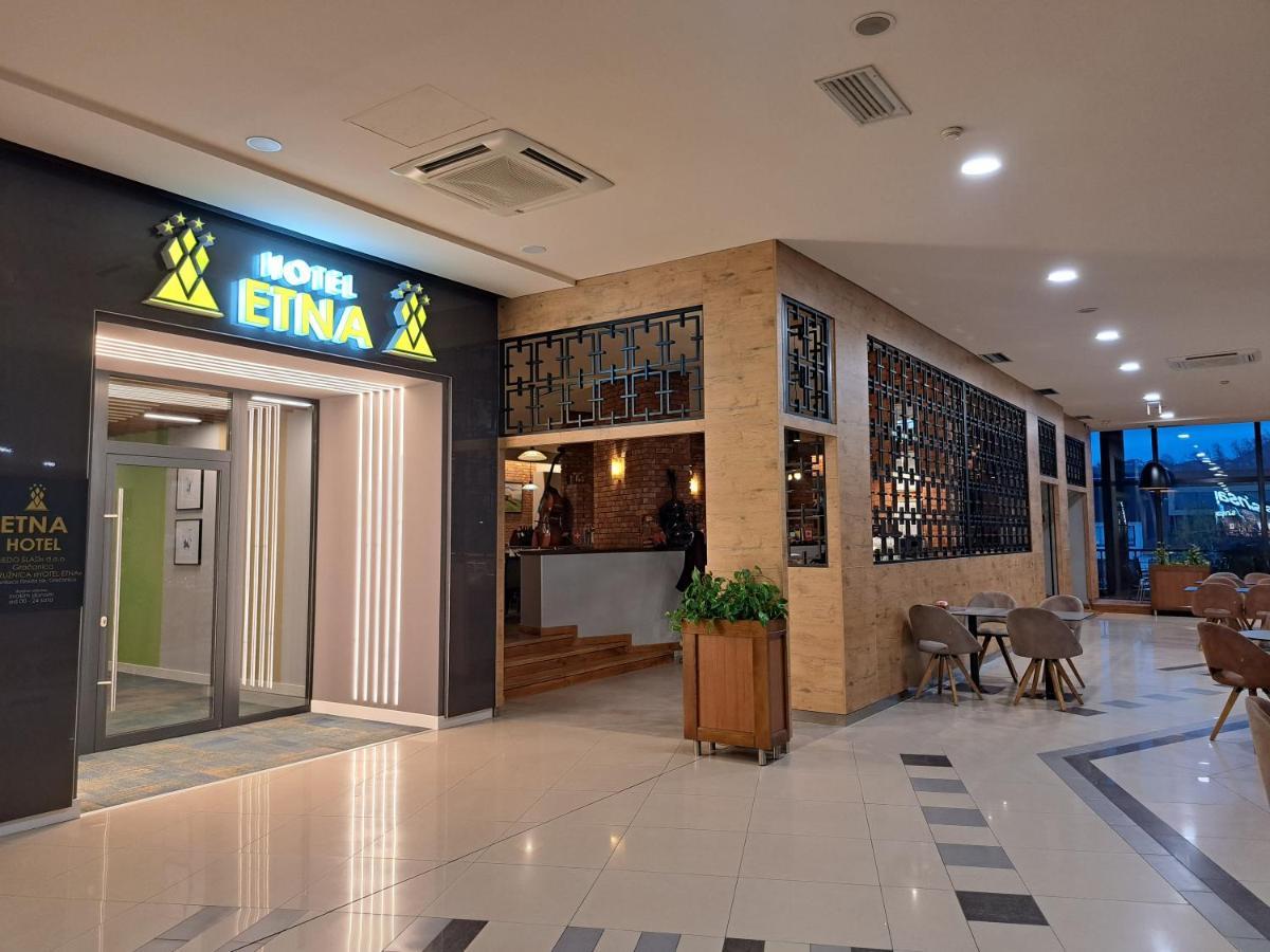Hotel Etna Gracanica  Εξωτερικό φωτογραφία